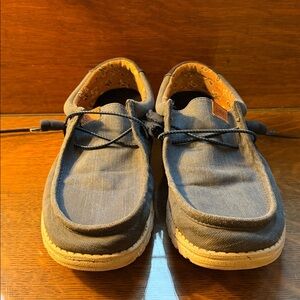 Hey Dude Wally Washed Canvas in Navy and Brown